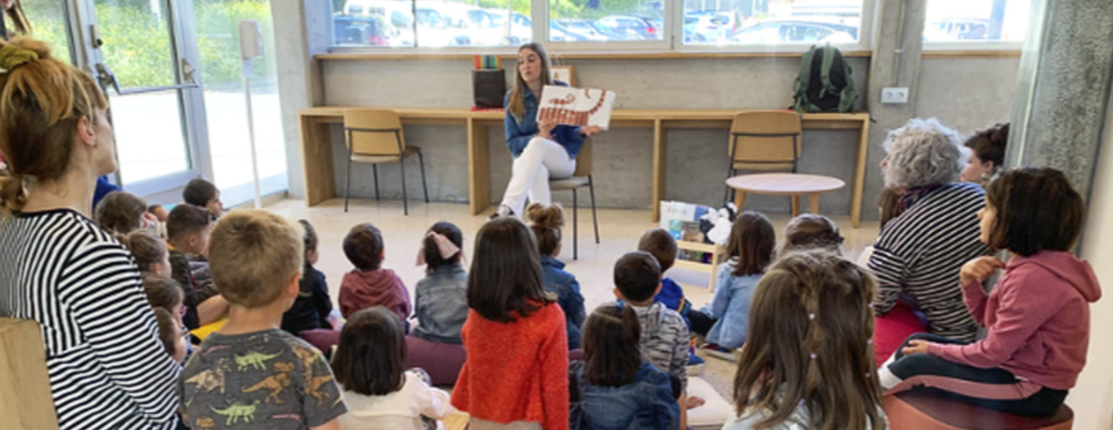 Imagen de cabecera de Docente-investigador/a para el grado y la formación de profesionales en el área de la Educación Infantil